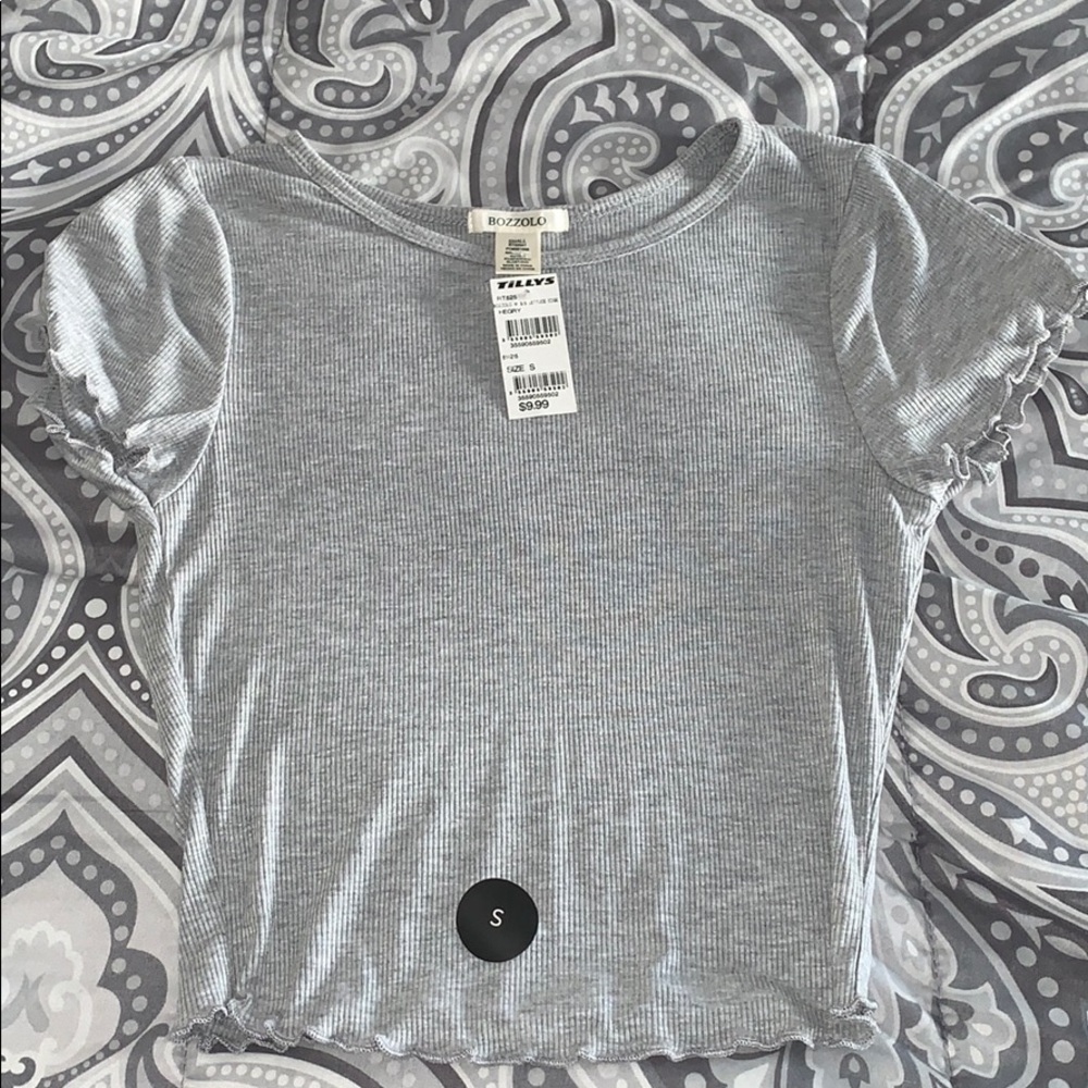 Cropped ribbed tee
